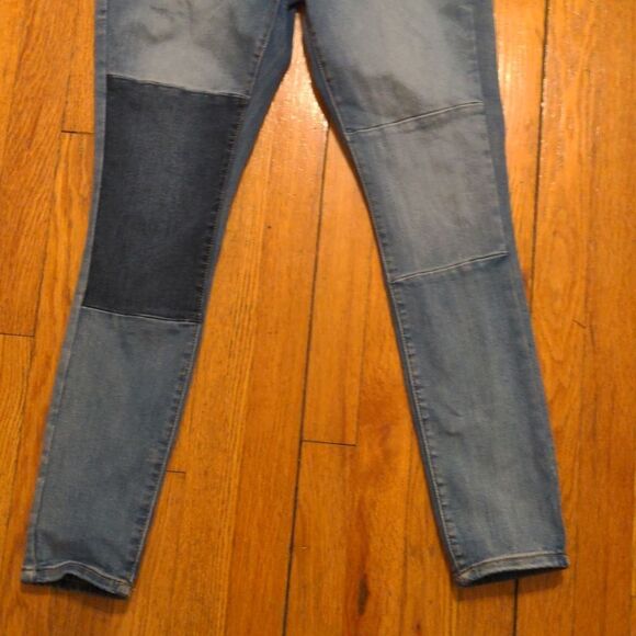 Universal Thread Two Tone Jeans - High Rise Skinny - Size 4 / 27 R - Picture 3 of 8